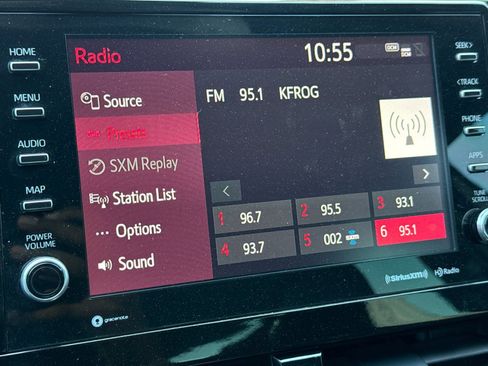 Used 2022 Toyota Camry XSE FWD image 16