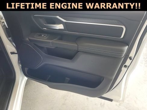 Used 2025 RAM 1500 Big Horn AWD/4WD image 40