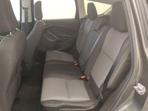 Used 2018 Ford Escape SE image 18