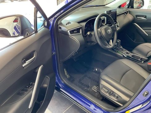 Certified 2023 Toyota Corolla Cross XLE w/ Convenience Package AWD/4WD image 9