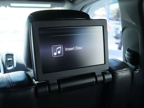 Used 2018 Dodge Durango R/T w/ Technology Group image 36