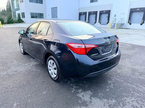 Used 2017 Toyota Corolla LE w/ Carpet Mat Package (TMS) image 3