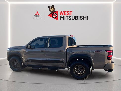 Used 2023 Nissan Frontier PRO-4X w/ Pro Convenience Package AWD/4WD image 3