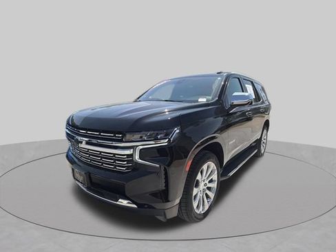Used 2021 Chevrolet Tahoe Premier w/ Premium Package AWD/4WD image 8