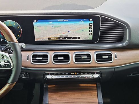Used 2023 Mercedes-Benz GLE 450 4MATIC image 22