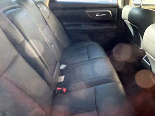 Used 2013 Nissan Altima 2.5 SL w/ Technology Pkg FWD image 4