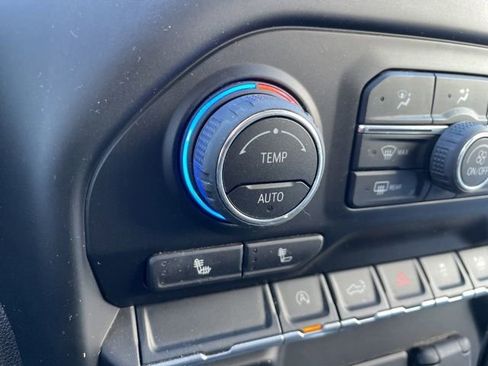 Used 2021 Chevrolet Silverado 1500 LT image 8