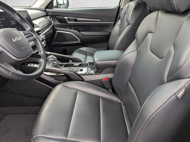 Used 2024 Kia Telluride S w/ S Sunroof Package FWD image 24
