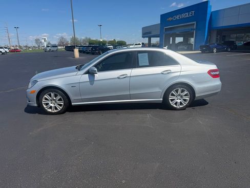 Used 2012 Mercedes-Benz E 350 4MATIC Sedan image 2