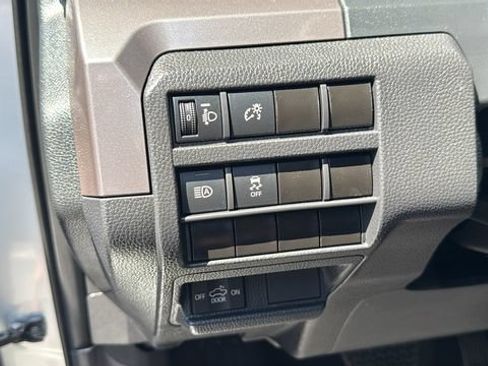 Used 2025 Toyota Tacoma SR5 w/ SR5 Upgrade Package RWD image 13