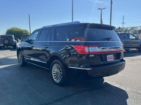 Used 2021 Lincoln Navigator L 4WD image 5