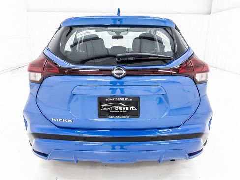 Used 2025 Nissan Kicks Play S FWD image 5
