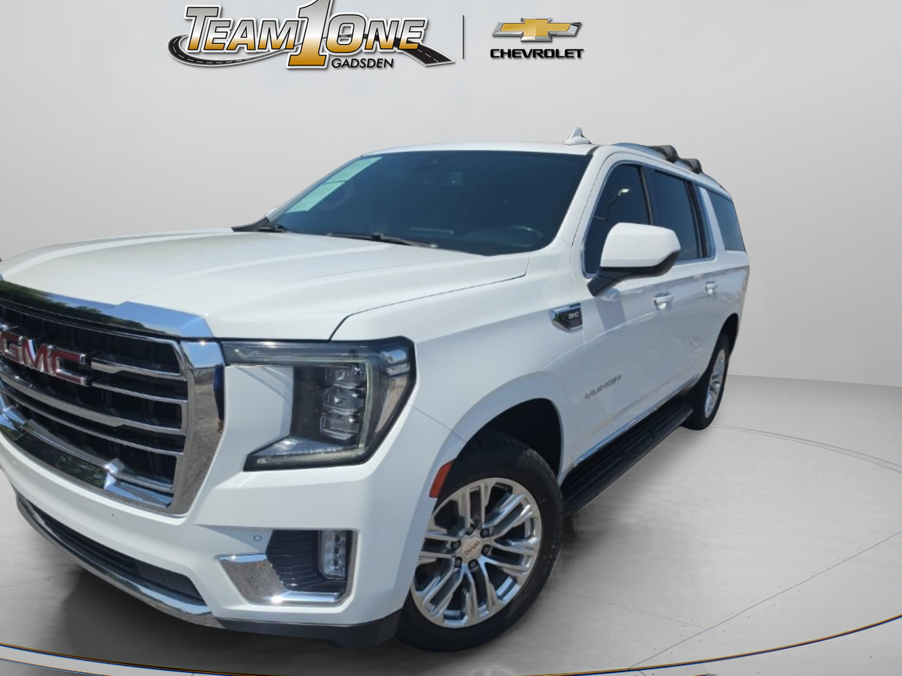 Used 2021 GMC Yukon XL SLT AWD/4WD image 4