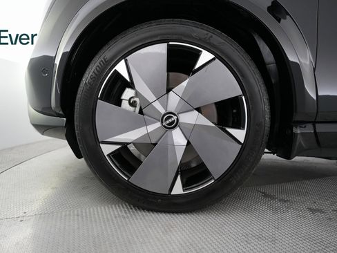 Used 2024 Nissan Ariya Platinum + image 19