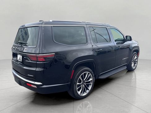 Used 2024 Jeep Wagoneer Series II w/ Premium Group I AWD/4WD image 4