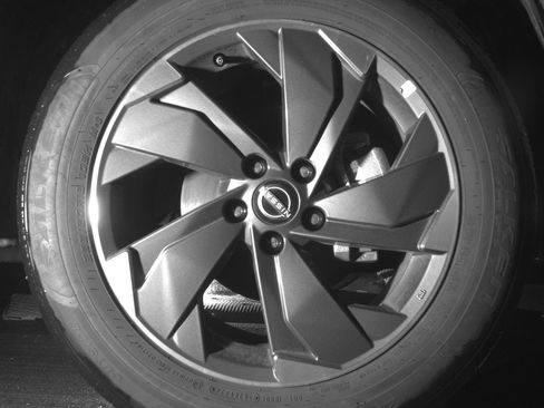 Used 2025 Nissan Rogue SV image 13