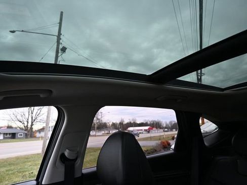 Used 2024 Hyundai Tucson Limited image 35