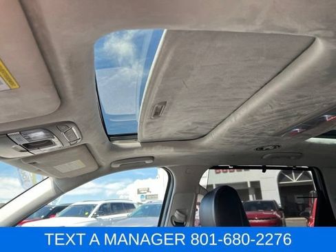 Used 2022 Kia Telluride SX w/ SX Prestige Package AWD/4WD image 34