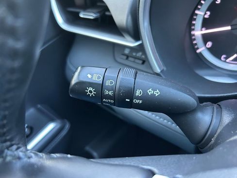 Certified 2023 Toyota Highlander XLE image 21