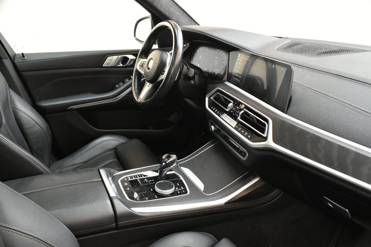 Used 2021 BMW X7 xDrive40i w/ M Sport Package AWD/4WD image 21