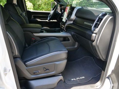 Used 2026 RAM 2500 Laramie AWD/4WD image 43
