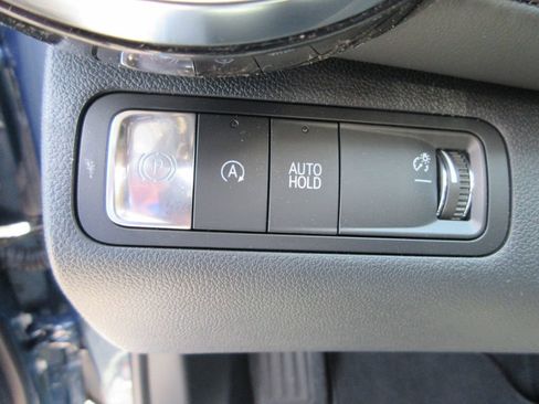 New 2026 Chevrolet Equinox LT w/ Safety and Technology Package FWD image 21