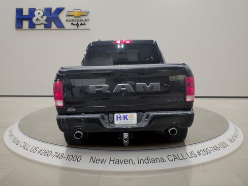 Used 2019 RAM 1500 Express w/ Wheel & Sound Group AWD/4WD image 5