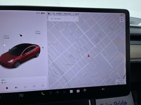 Used 2018 Tesla Model 3 Long Range image 23