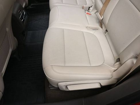 Used 2022 Lincoln Corsair AWD w/ Equipment Group 101A image 23