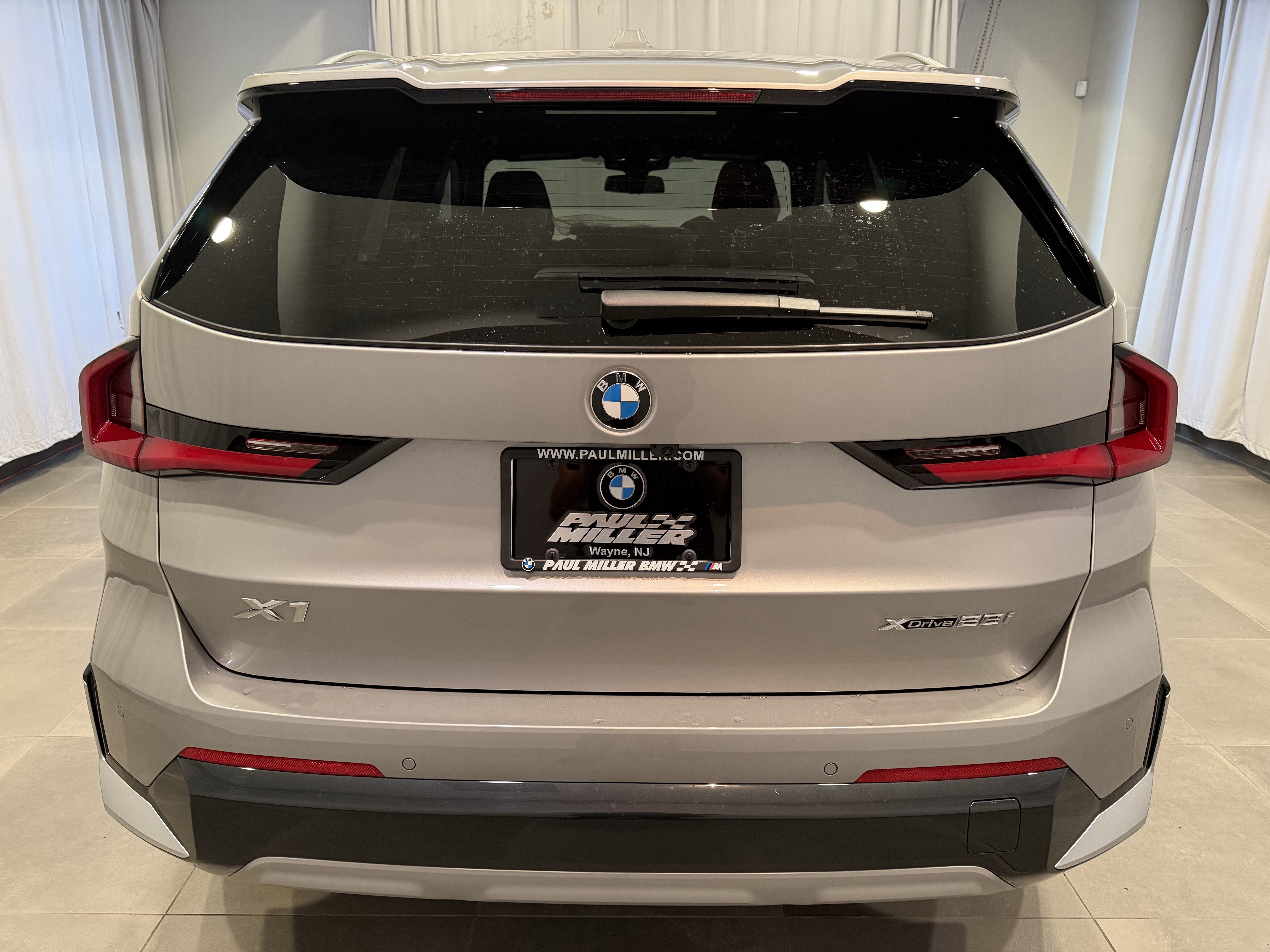 New 2026 BMW X1 xDrive28i w/ Technology Package AWD/4WD image 5