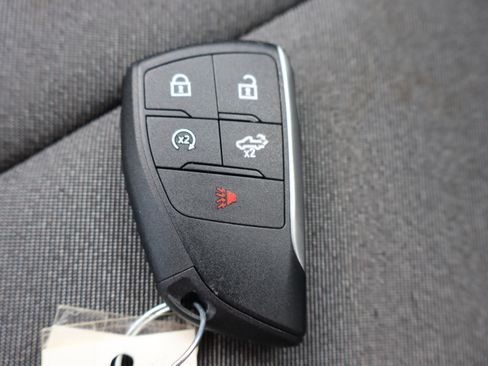 Used 2025 Chevrolet Colorado Trail Boss image 28