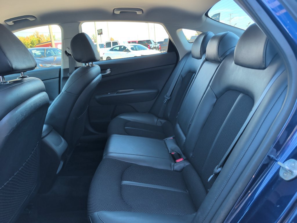 Used 2020 Kia Optima S FWD image 19