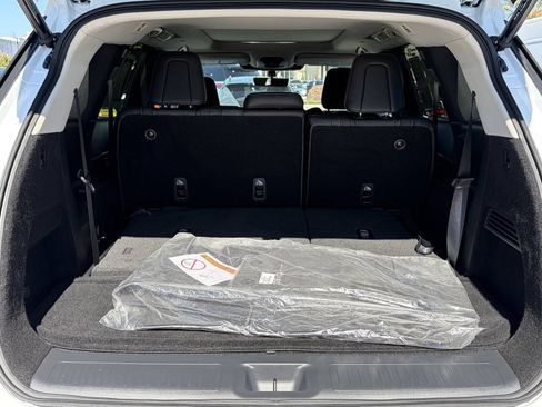 Certified 2026 INFINITI QX60 Pure w/ Cargo Package FWD image 14