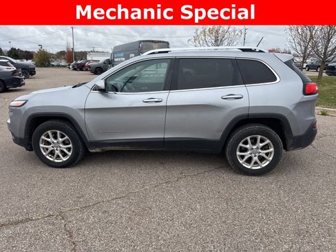 Used 2014 Jeep Cherokee Latitude image 23