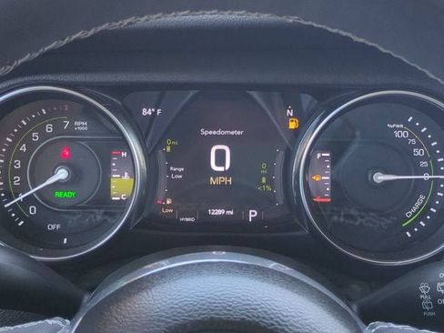 Used 2023 Jeep Wrangler Unlimited Sahara w/ Cold Weather Group AWD/4WD image 27