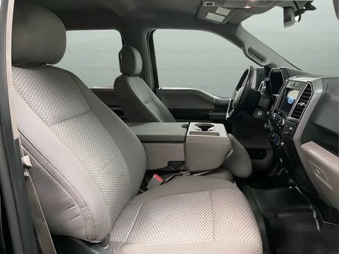 Used 2016 Ford F150 XLT w/ Equipment Group 302A Luxury AWD/4WD image 15
