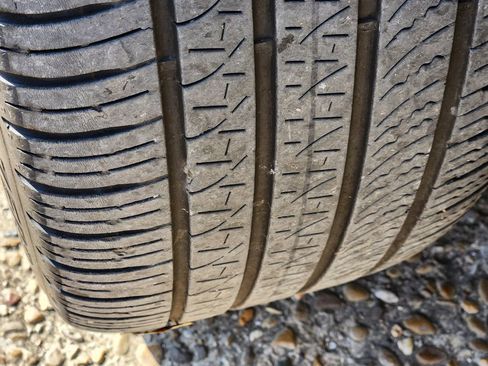 Used 2023 Volkswagen Tiguan SEL R-Line image 11