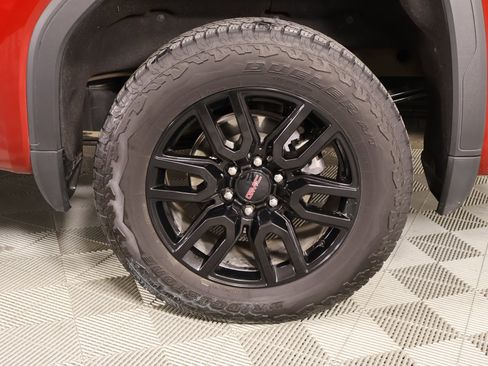 Used 2023 GMC Sierra 1500 Elevation image 18