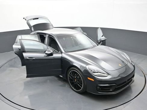 Certified 2023 Porsche Panamera 4 w/ Assistance Package AWD/4WD image 33