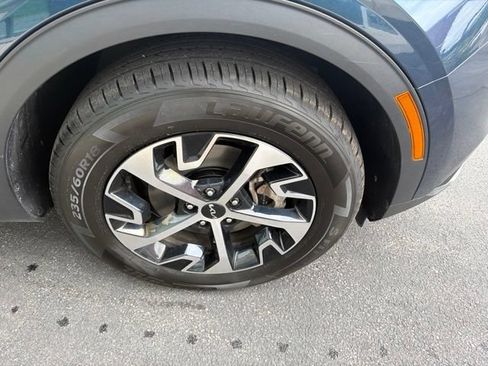 Certified 2024 Kia Sportage EX AWD/4WD image 10