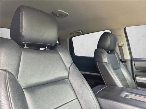 Used 2018 Toyota Tundra SR5 w/ SR5 Upgrade Package RWD image 15