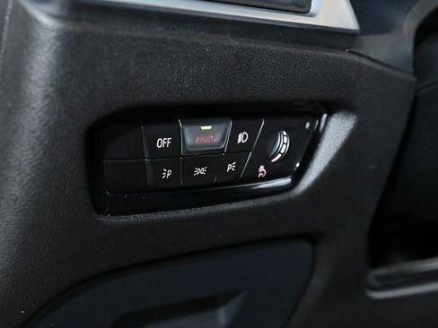 Used 2019 BMW 330i xDrive Sedan w/ Driving Assistance Package image 25