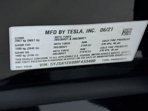 Used 2021 Tesla Model S Plaid image 32