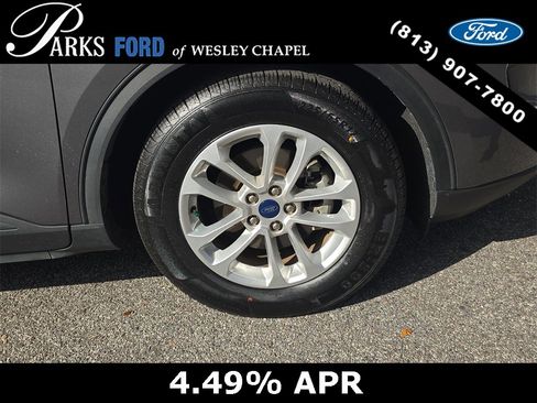 Certified 2022 Ford Escape SE image 31