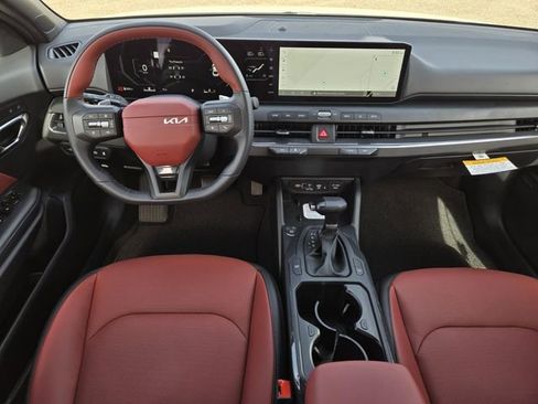 New 2025 Kia K4 GT-Line Turbo w/ GT-Line Premium Package FWD image 21