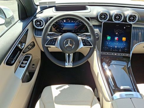 New 2026 Mercedes-Benz GLC 300 4MATIC image 9