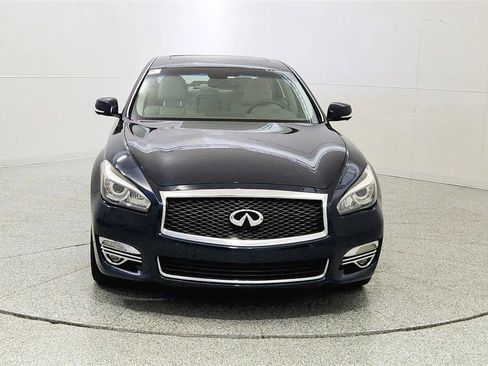 Used 2016 INFINITI Q70 L 3.7 AWD/4WD image 2