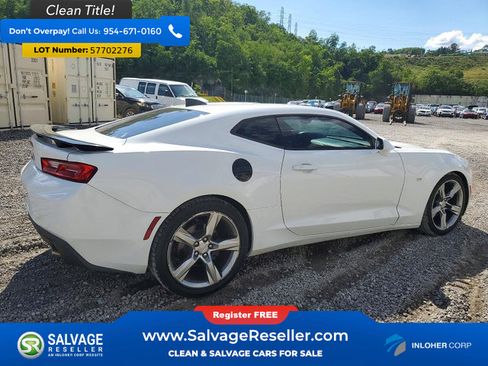 Used 2017 Chevrolet Camaro LT RWD image 4