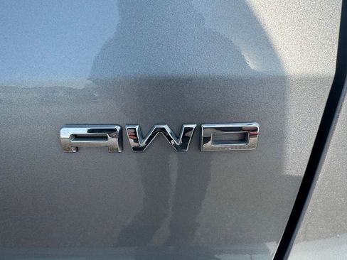 Used 2024 Ford Escape ST-Line image 26