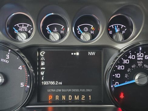 Used 2011 Ford F250 Lariat w/ Lariat Interior Pkg image 14